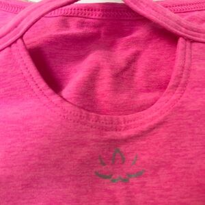 NWT BEYOND YOGA Spacedye Slim Racerback Cropped Tank in Pink Hype Heather Size S